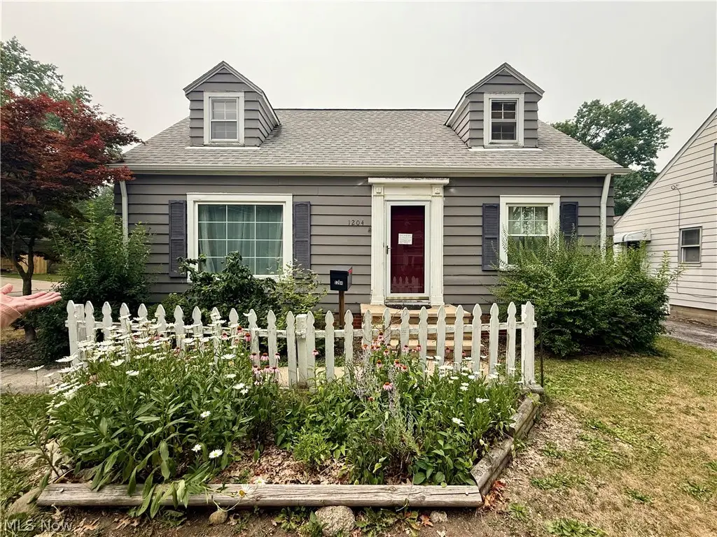1204 Homestead Road, South Euclid, OH 44121 - #1