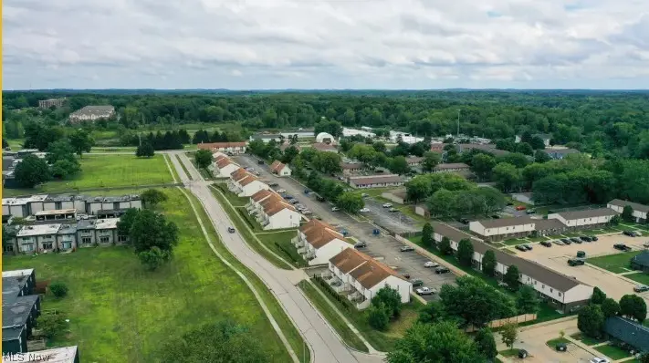 1517 Whitehall Boulevard, Kent, OH 44240 - #3