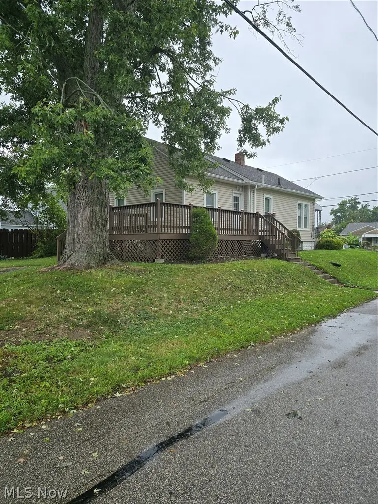 504 Jefferson Avenue, Barberton, OH 44203 - #2