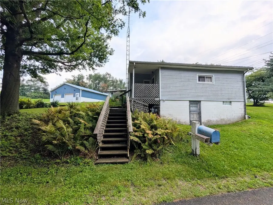 3086 Apollo Se Road, Carrollton, OH 44615 - #2