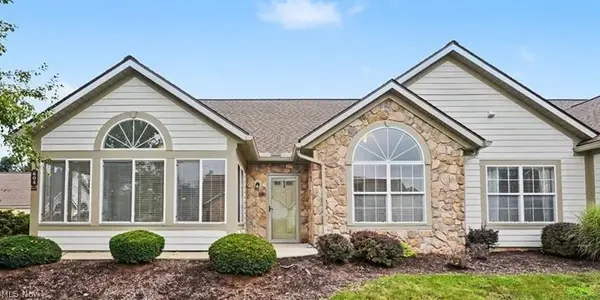 604 Crossings Circle, Tallmadge, OH 44278