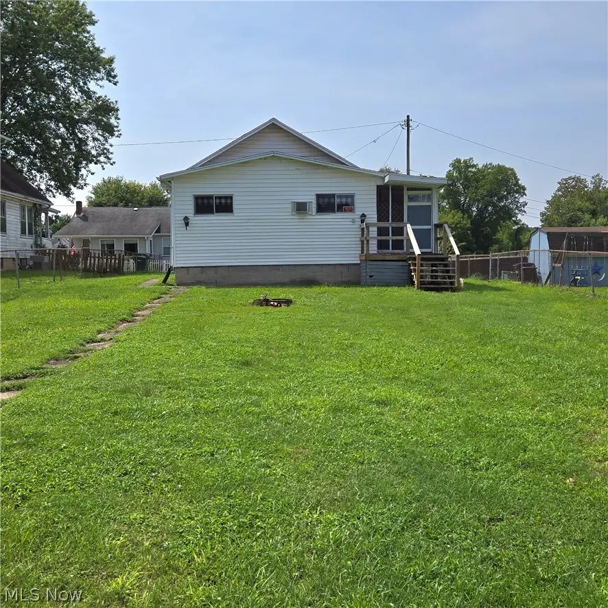 607 Gladstone Street, Parkersburg, WV 26101 - #2