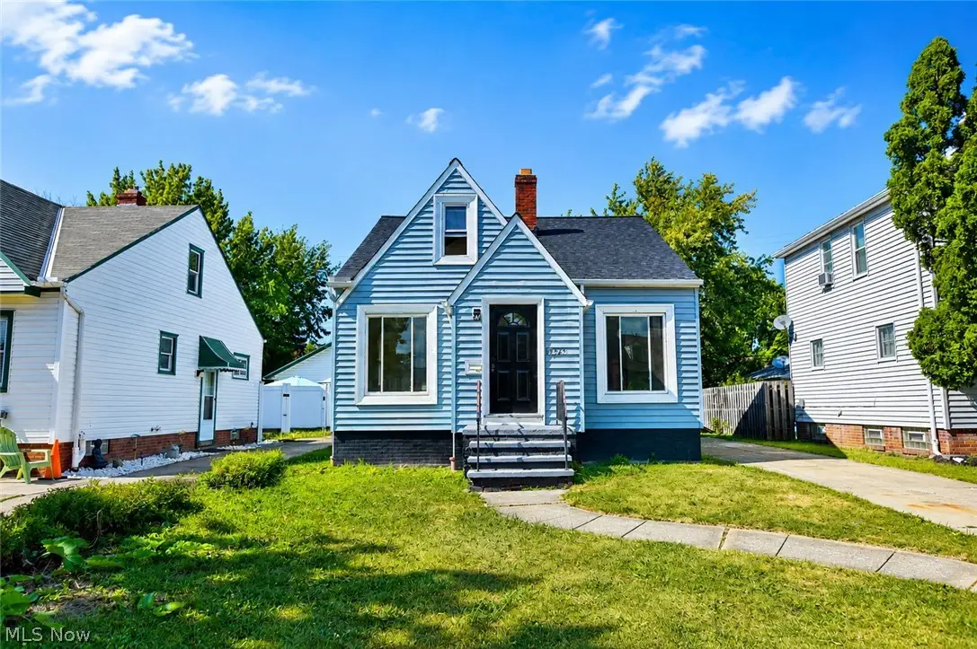13520 Saint James Avenue, Cleveland, OH 44135 - #1