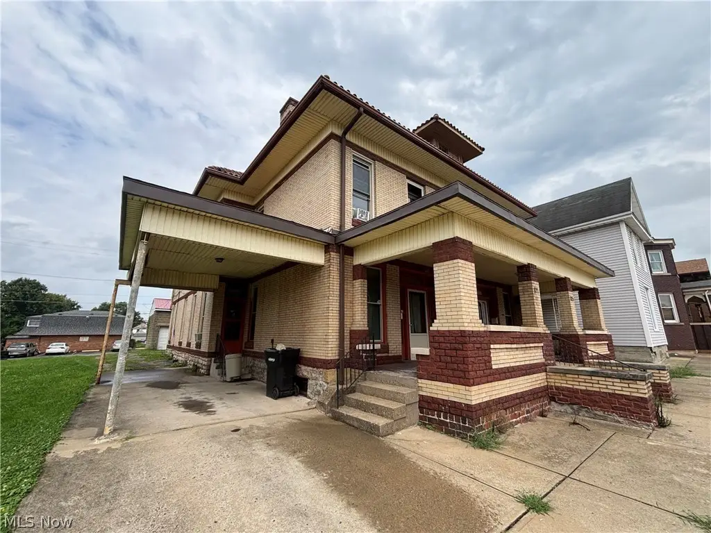 821 Market Street, Zanesville, OH 43701 - #1