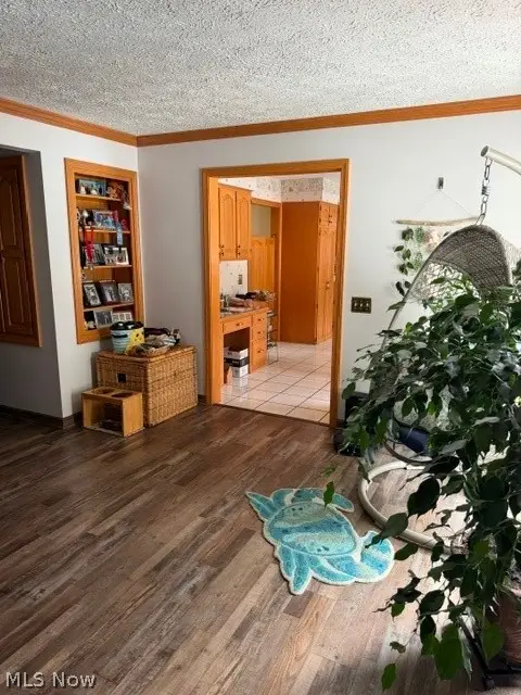 1415 Lake Center Nw Street, Uniontown, OH 44685 - #2