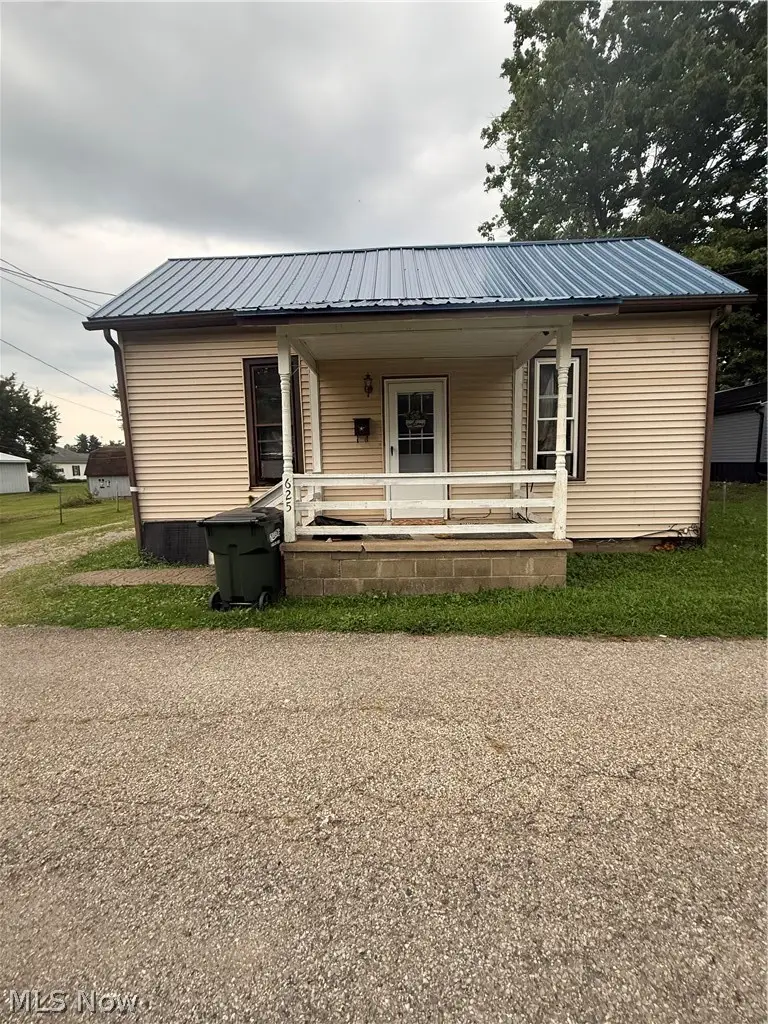 625 Henry Street, Cambridge, OH 43725 - #1