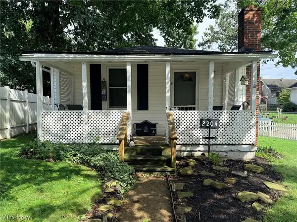 2204 Mock Drive, Zanesville, OH 43701