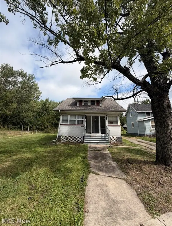 908 Palmyra Sw Road, Warren, OH 44485