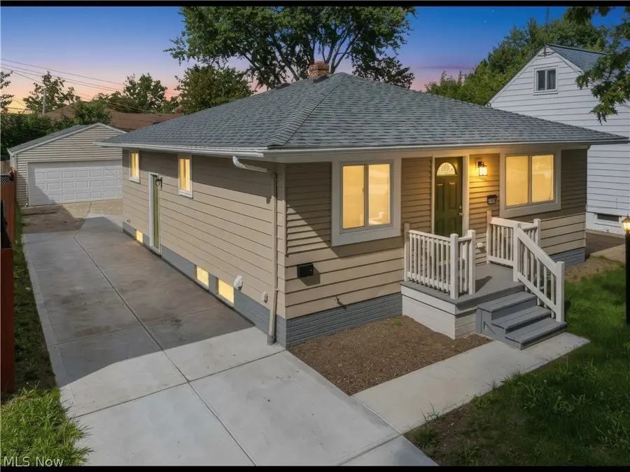 15909 Bryce Avenue, Cleveland, OH 44128 - #2