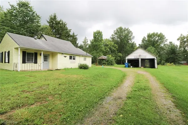 27305 Bagley Road, Olmsted Twp, OH 44138