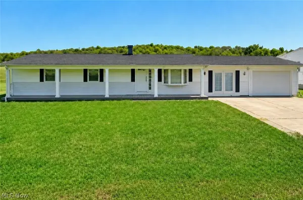 1381 Harris Hwy, Parkersburg, WV 26101