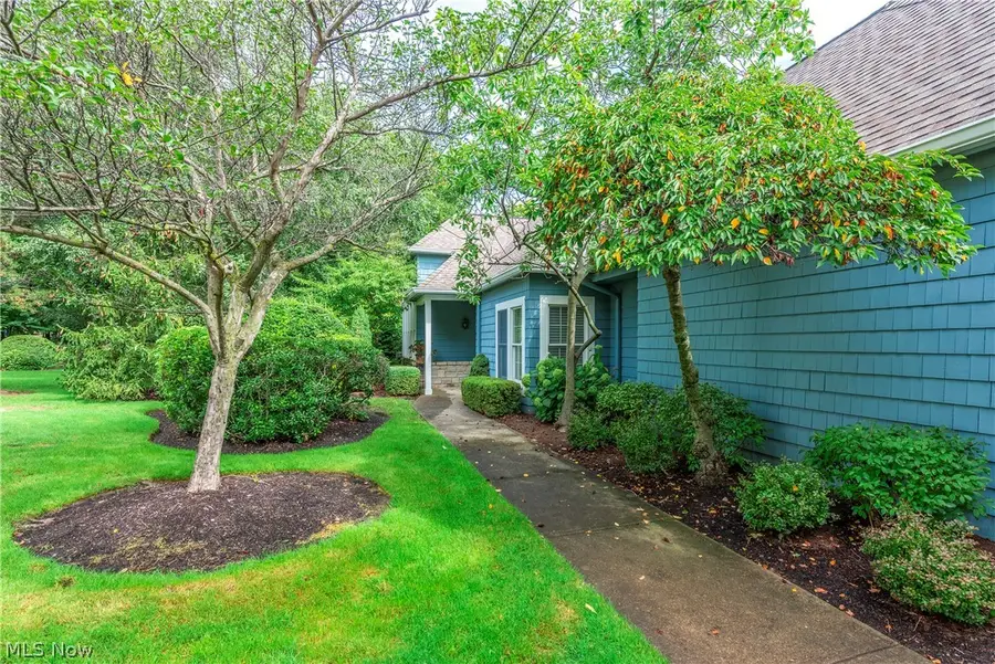 26 Haskell Drive, Bratenahl, OH 44108 - #3