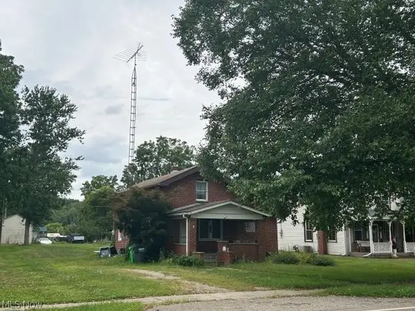 516 Poplar Sw Street, Bolivar, OH 44612