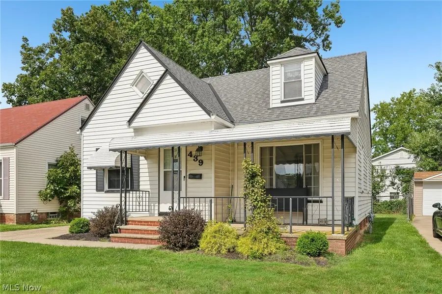 439 E 330th Street, Willowick, OH 44095 - #2