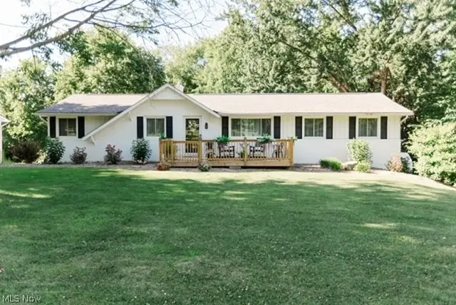 6596 Ivyhill Nw Drive, Canal Fulton, OH 44614 - #1