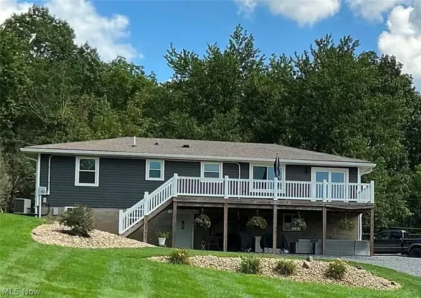 3285 Arrowhead Drive, Nashport, OH 43830