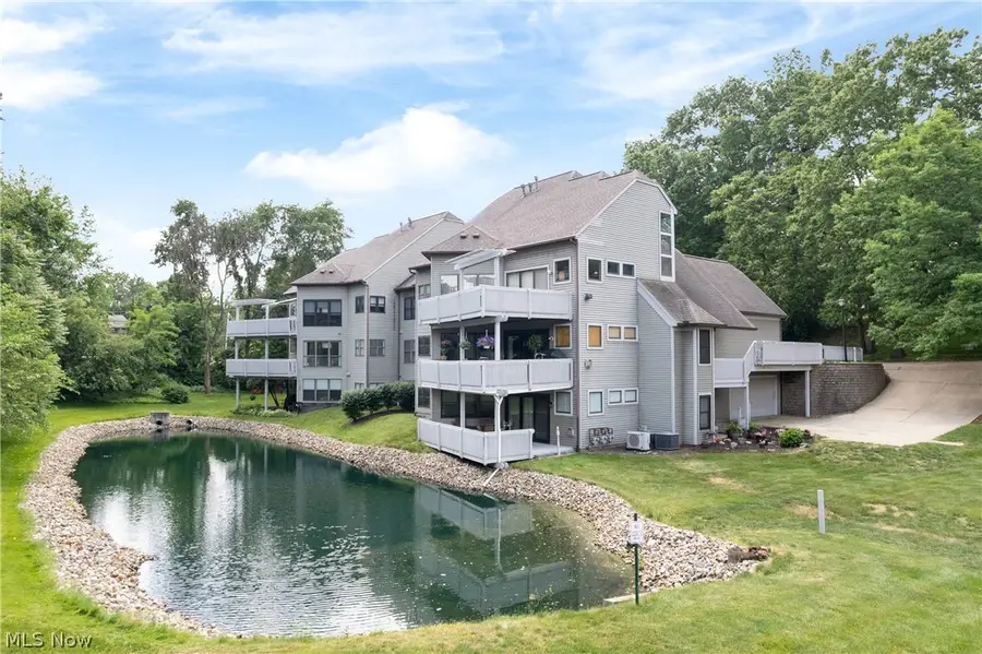 3919 Marsh View Drive, Green, OH 44319 - #2