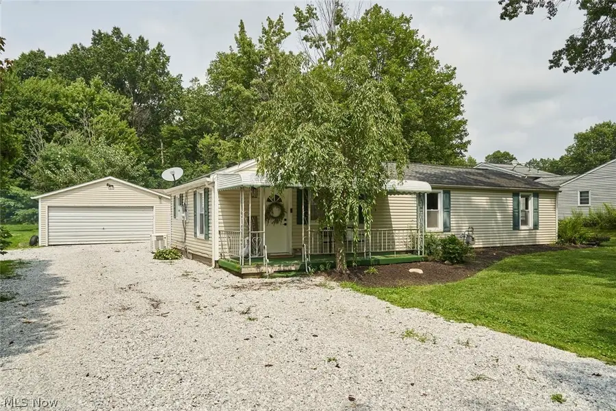 3305 Klages Boulevard, Tallmadge, OH 44278 - #2