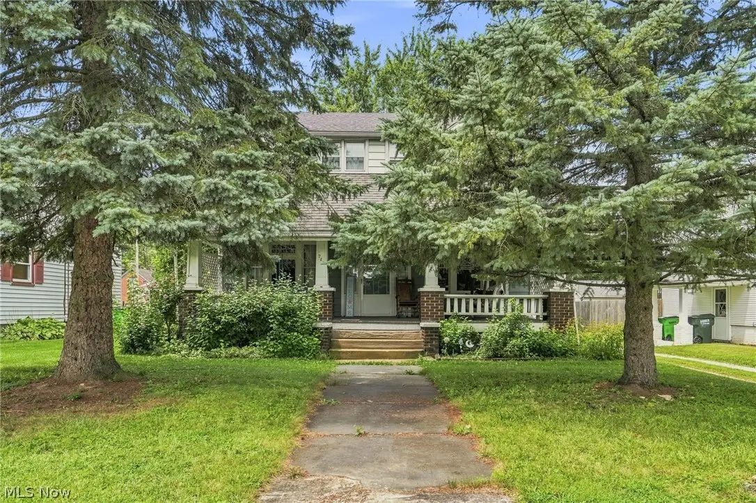 747 S Rockhill Avenue, Alliance, OH 44601 - #1