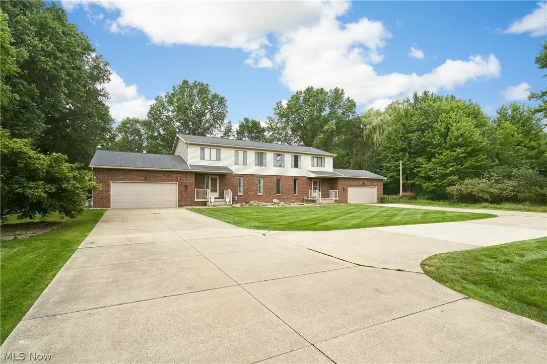 64-66 Ridgewood Road, Wadsworth, OH 44281 - #1