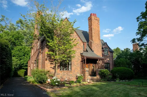 2677 Belvoir Boulevard, Shaker Heights, OH 44122