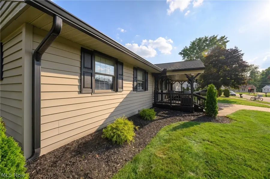 2715 Delaware Circle, Dover, OH 44622 - #2