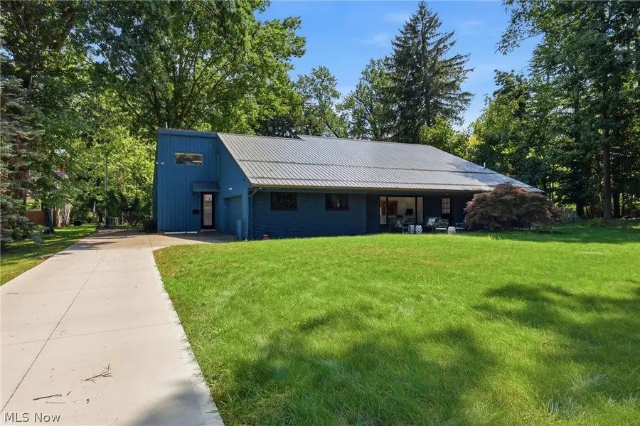 12866 Lake Shore Boulevard, Bratenahl, OH 44108 - #3