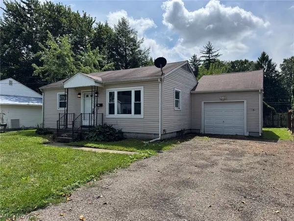 2308 42nd Nw Street, Canton, OH 44709