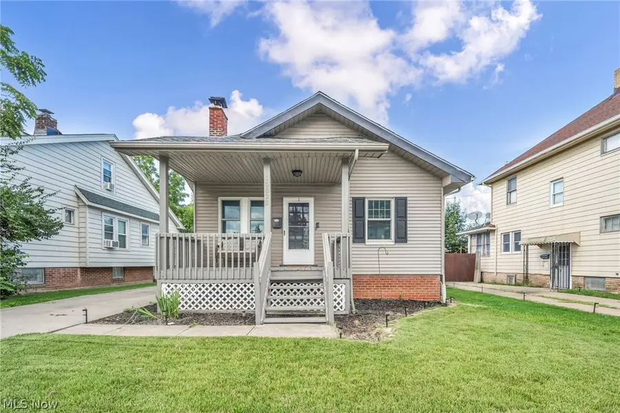 10823 Plymouth Avenue, Cleveland, OH 44125 - #2