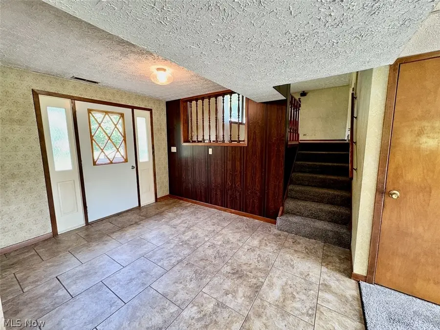 16481 Hart Road, Montville, OH 44064 - #3