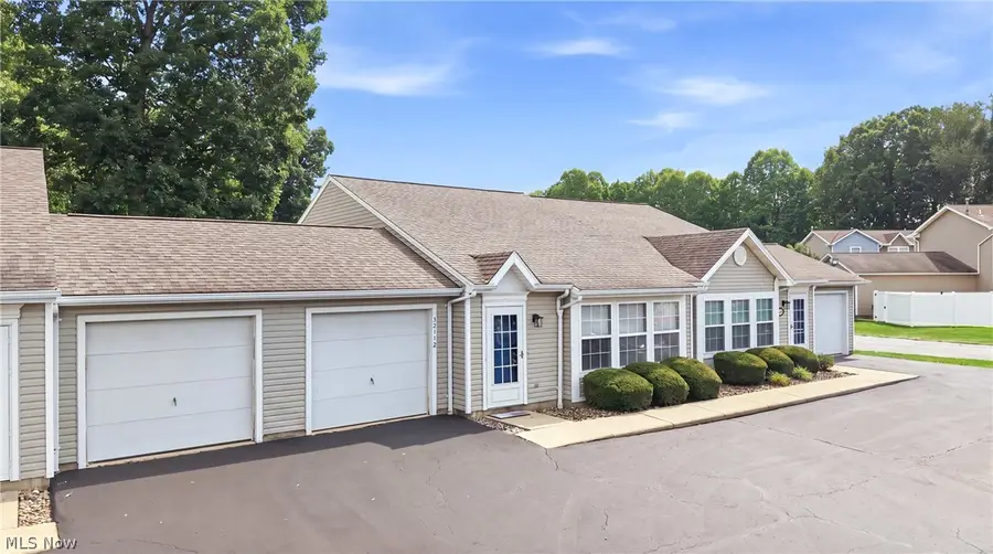 3211 Woodland Trail #B, Cortland, OH 44410 - #2