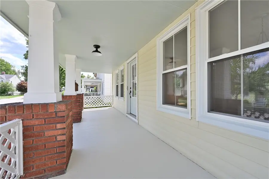 2096 Reveley Avenue, Lakewood, OH 44107 - #3