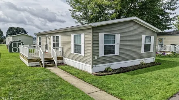 5294 NE L Street #140L, Magnolia, OH 44643