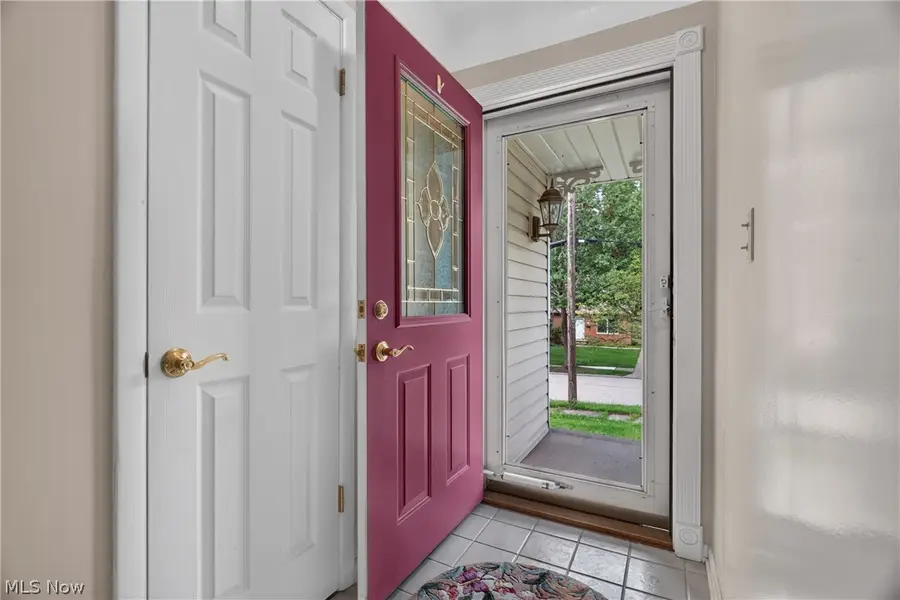 1164 Edgecliff Drive, Bedford, OH 44146 - #3