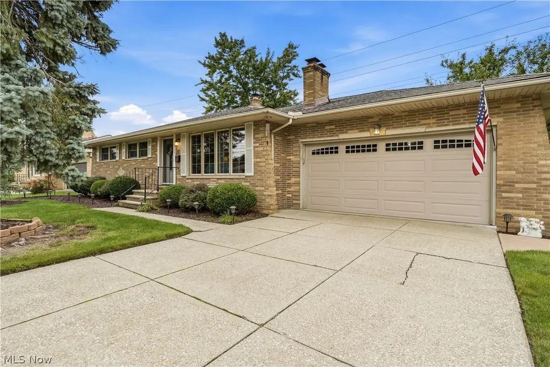 7068 Middlebrook Boulevard, Middleburg Heights, OH 44130 - #1