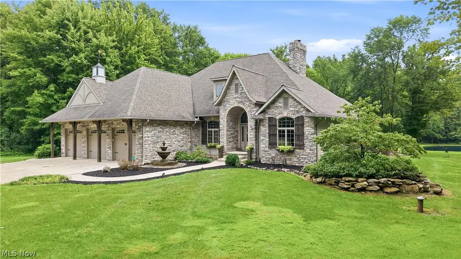 5560 Oak Hill Drive, Warren, OH 44481 - #2