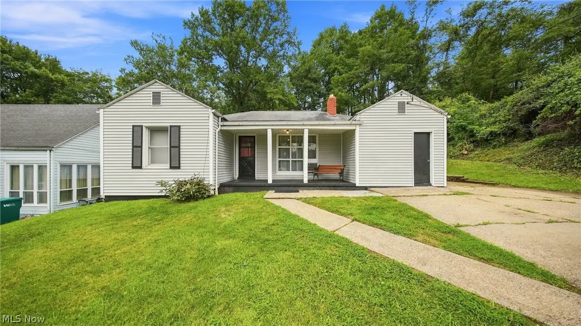 4511 Emerson Avenue, Parkersburg, WV 26104 - #1