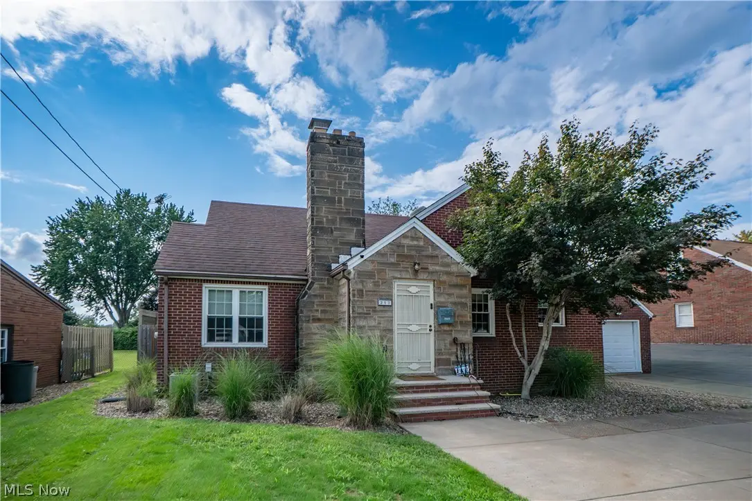 217 Whipple Nw Avenue, Canton, OH 44708 - #1