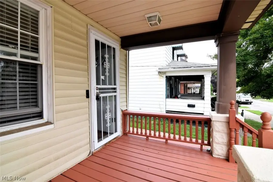 3186 W 88th Street, Cleveland, OH 44102 - #3