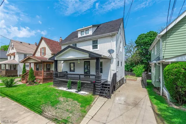 2718 Roanoke Avenue, Cleveland, OH 44109
