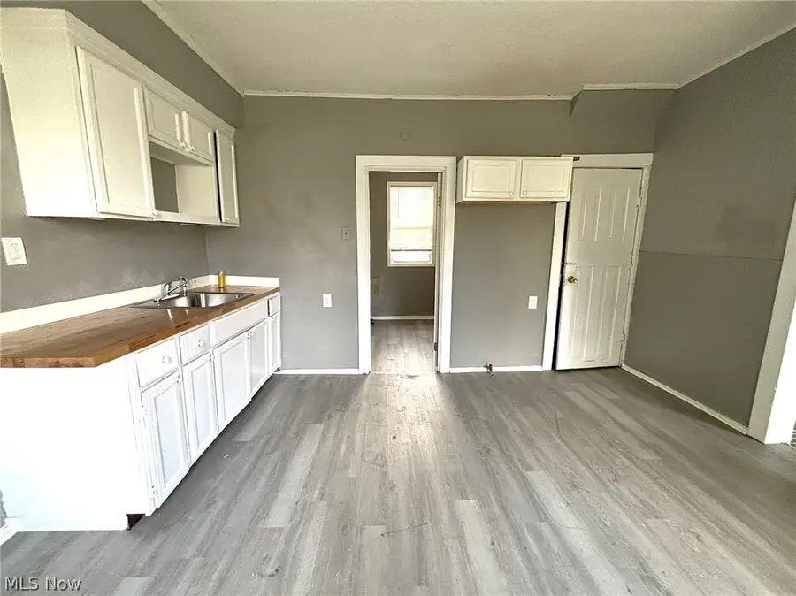 4501 Hyde Avenue, Cleveland, OH 44109 - #3