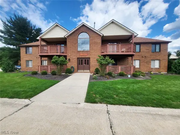 8671 Scenicview Drive #205, Broadview Heights, OH 44147