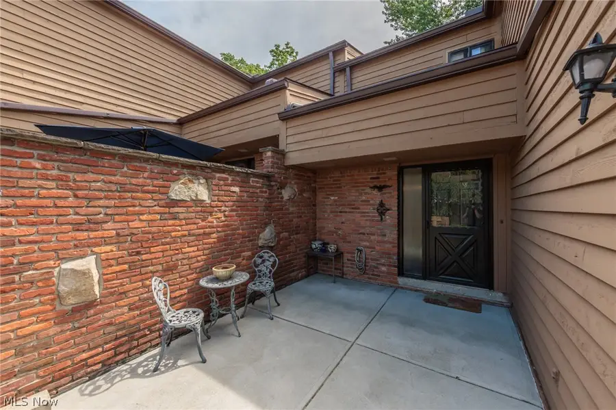 132 Kimrose Lane, Broadview Heights, OH 44147 - #2
