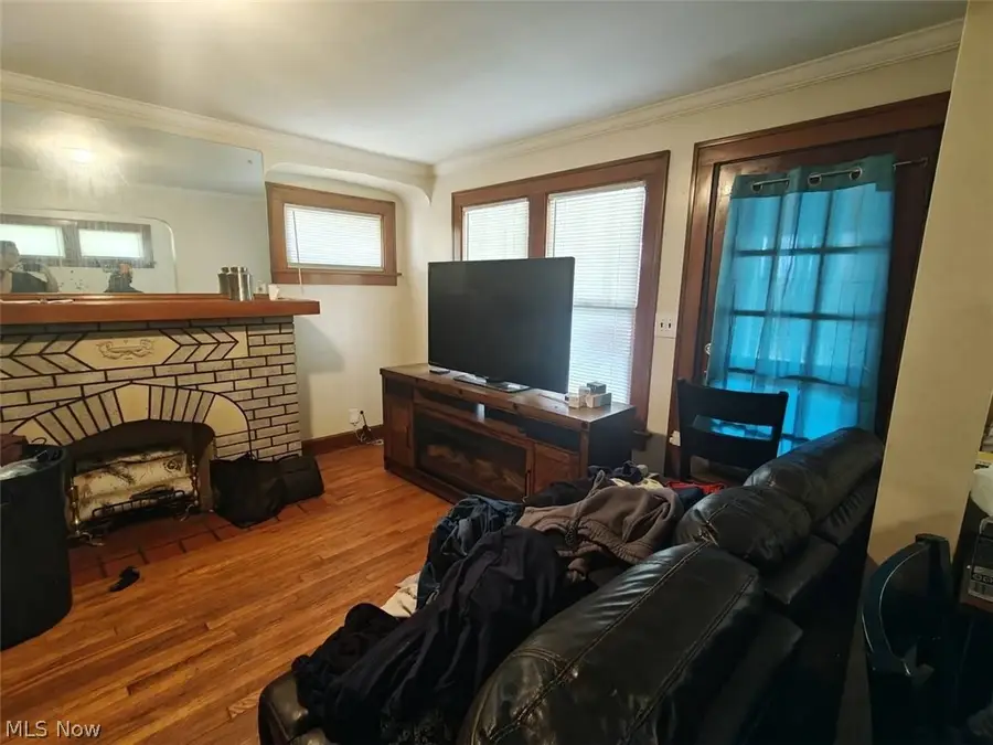 18703 Kewanee Avenue, Cleveland, OH 44119 - #2