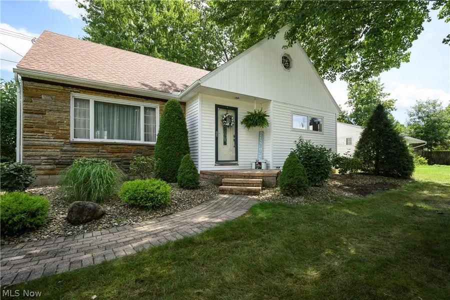 189 36th Sw Street, Barberton, OH 44203 - #2