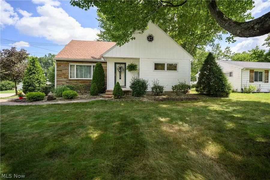 189 36th Sw Street, Barberton, OH 44203 - #3