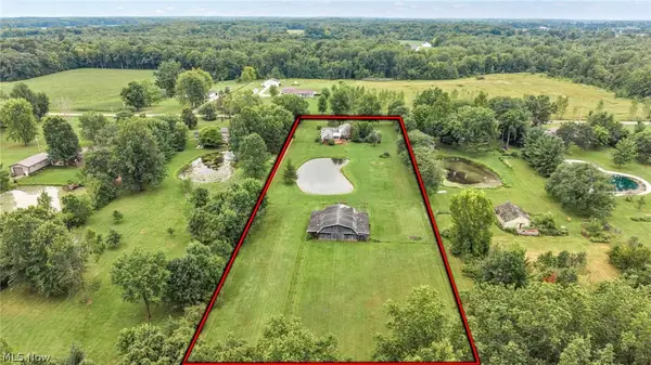 35460 Neff Road, Grafton, OH 44044