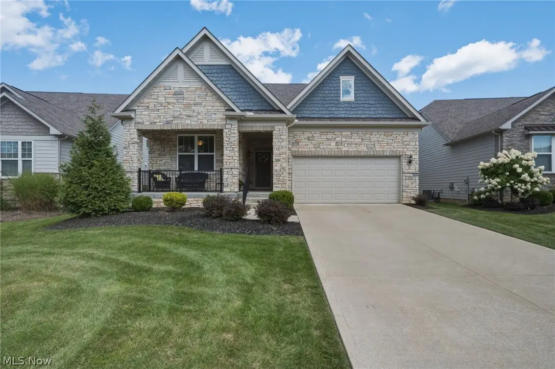 670 Shinnecock Lane, Aurora, OH 44202 - #1
