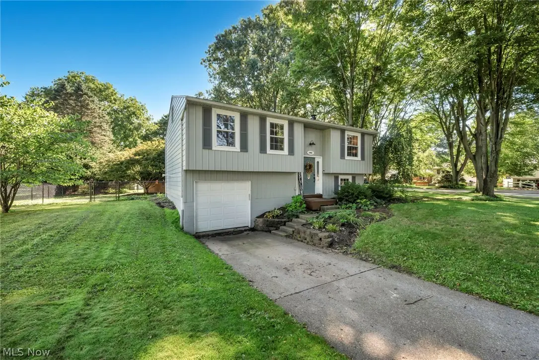 1045 Deleone Drive, Kent, OH 44240 - #1