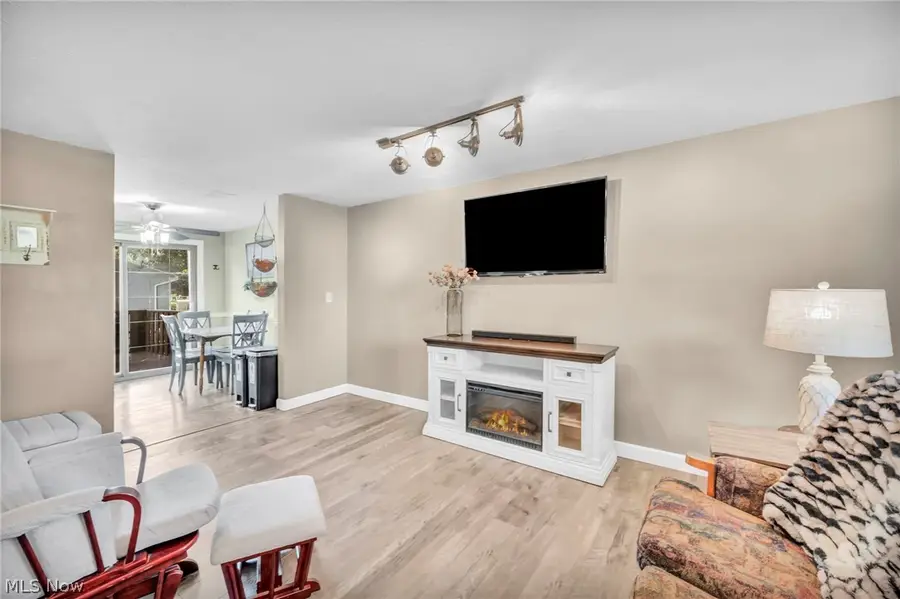 1045 Deleone Drive, Kent, OH 44240 - #2